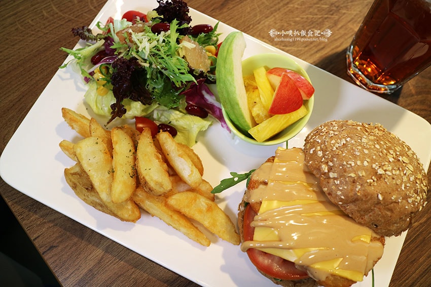 IMG_8563.jpg IMG_8563.jpg