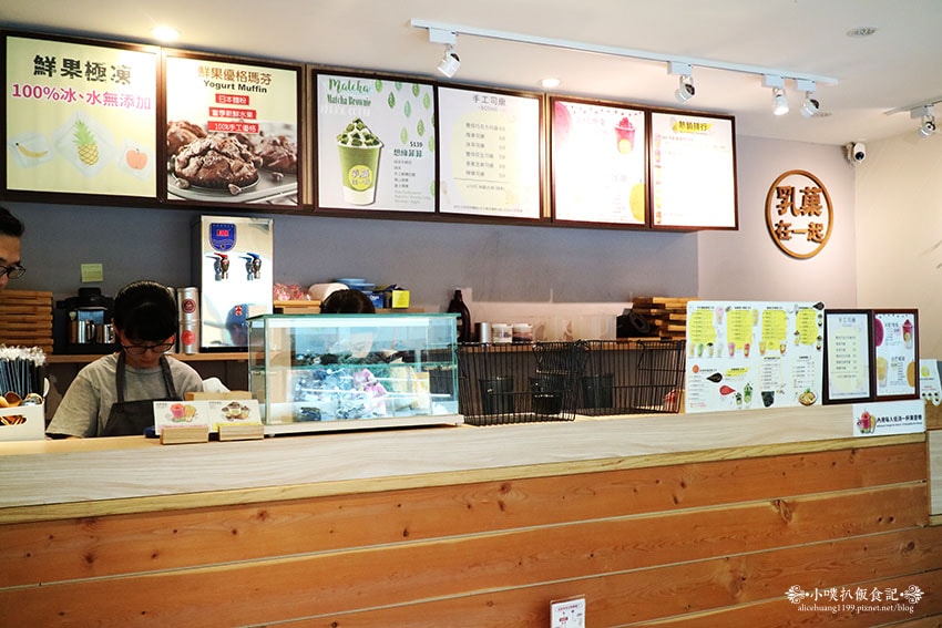 IMG_9585.jpg IMG_9585.jpg