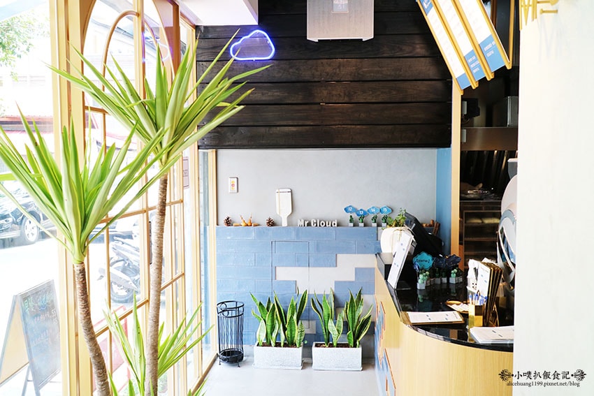 IMG_9703.jpg IMG_9703.jpg