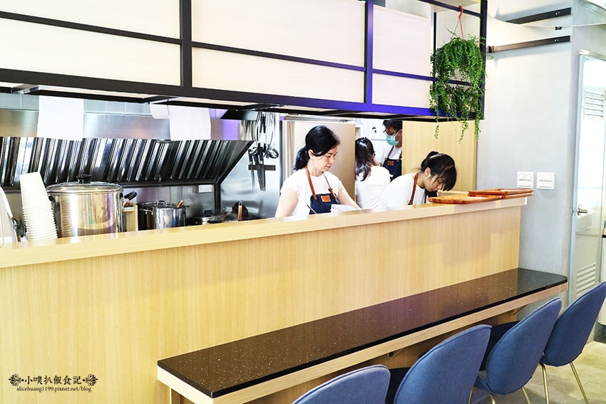 IMG_9701.jpg IMG_9701.jpg