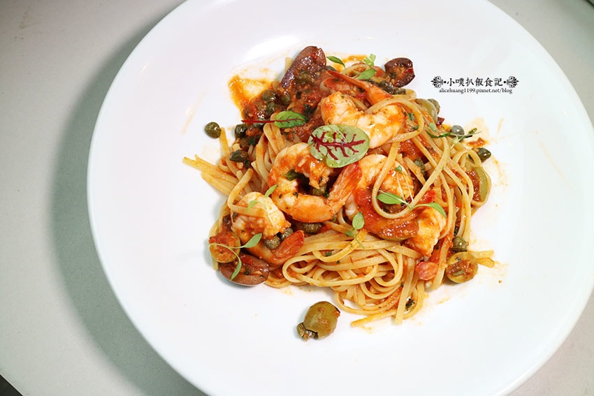 IMG_9886.jpg IMG_9886.jpg