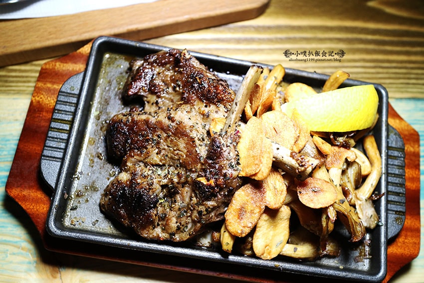 IMG_0160.jpg IMG_0160.jpg