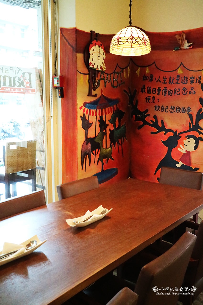 IMG_0573.jpg IMG_0573.jpg