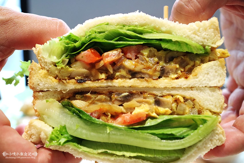 IMG_1360.jpg IMG_1360.jpg