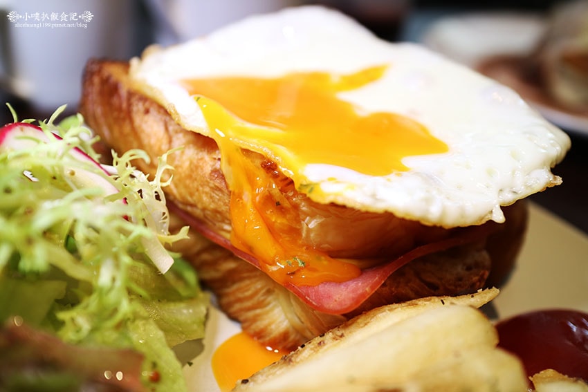 IMG_1698.jpg IMG_1698.jpg