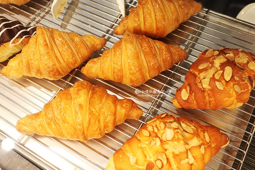 IMG_0585.jpg IMG_0585.jpg