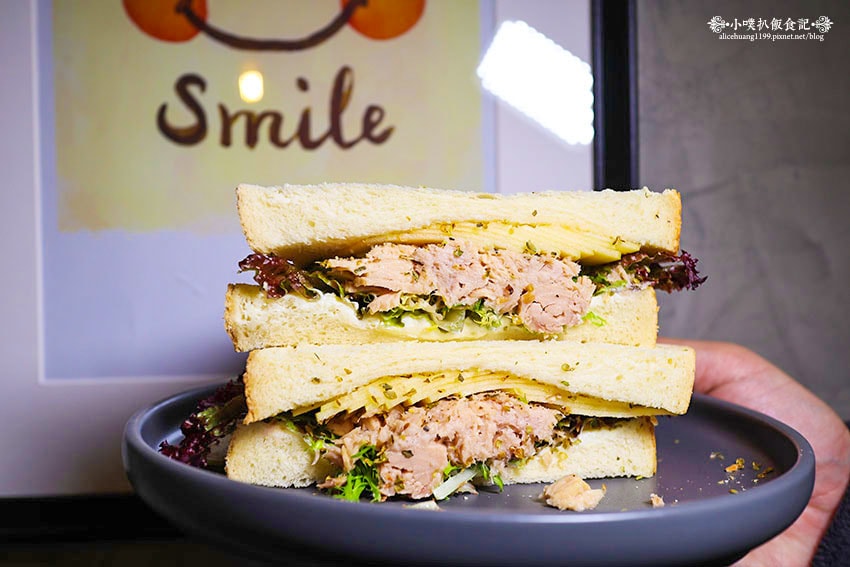 IMG_0977.jpg IMG_0977.jpg