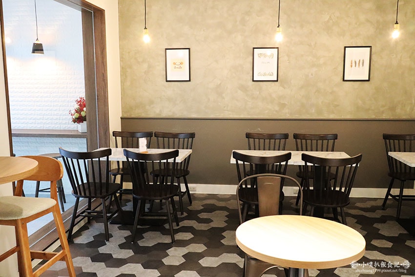 IMG_0902.jpg IMG_0902.jpg