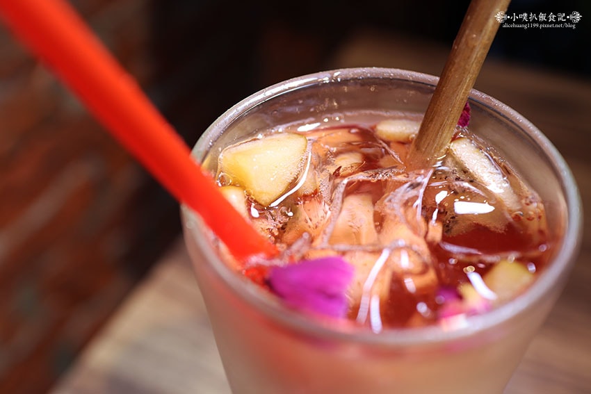 IMG_1045.jpg IMG_1045.jpg