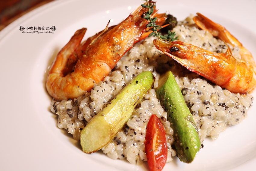 IMG_1053.jpg IMG_1053.jpg