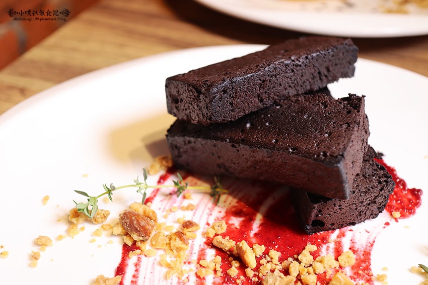 IMG_1087.jpg IMG_1087.jpg