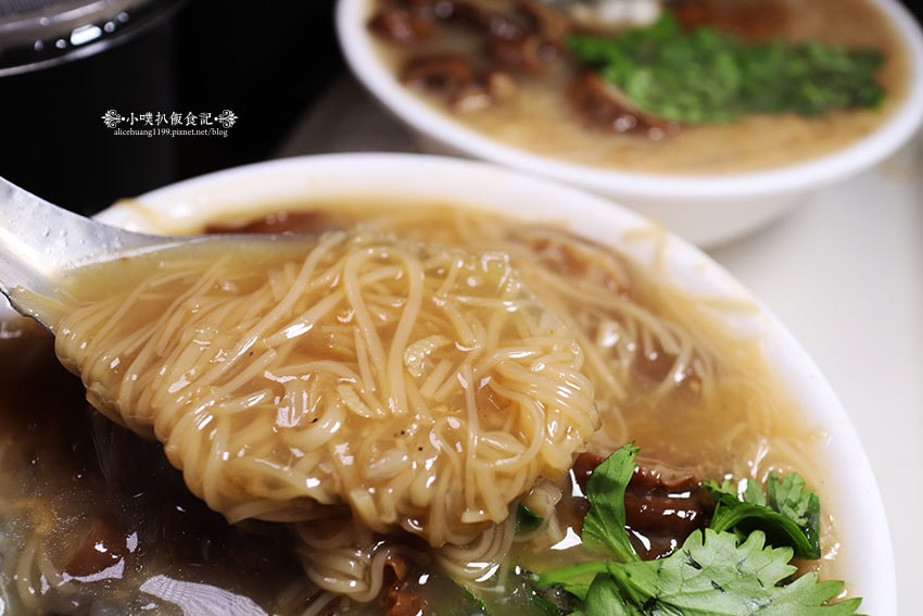 IMG_1588.jpg IMG_1588.jpg