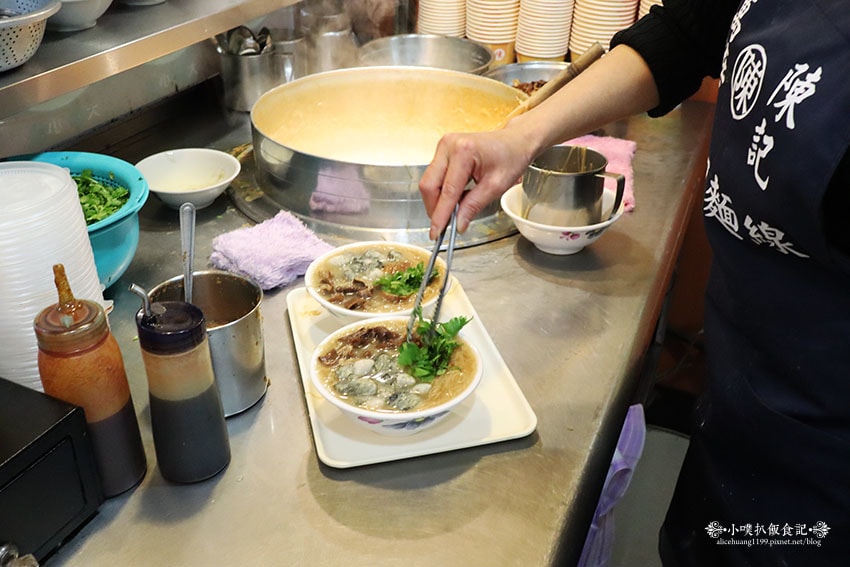 IMG_1558.jpg IMG_1558.jpg