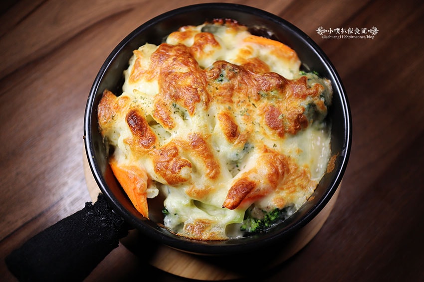 IMG_2011.jpg IMG_2011.jpg