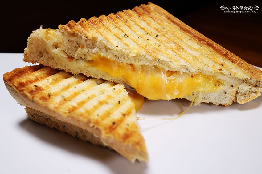 IMG_2377.jpg IMG_2377.jpg