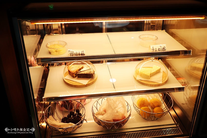 IMG_2693.jpg IMG_2693.jpg