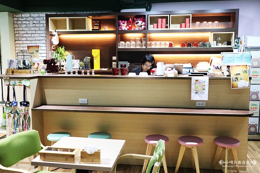 IMG_2702.jpg IMG_2702.jpg