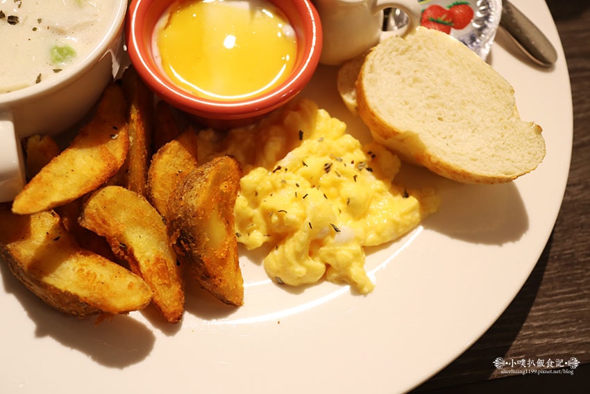 IMG_1793.jpg IMG_1793.jpg