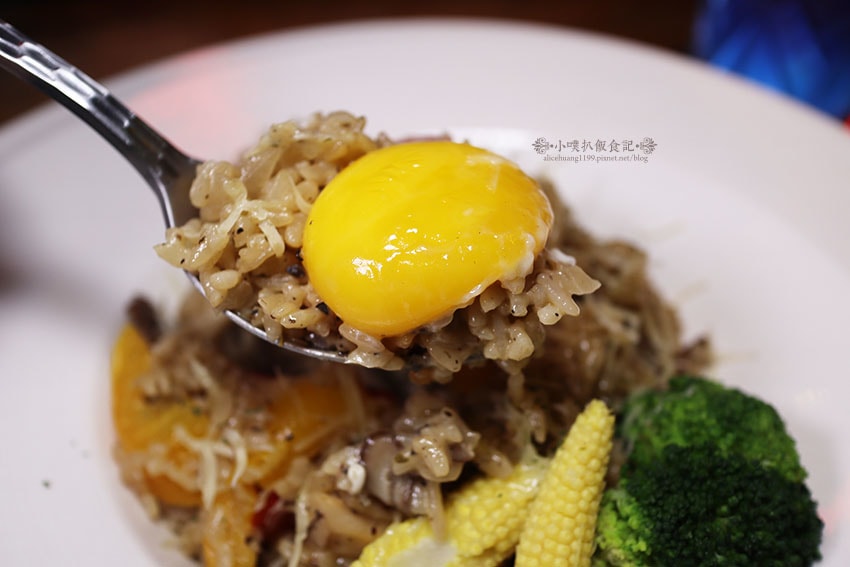 IMG_3810.jpg IMG_3810.jpg