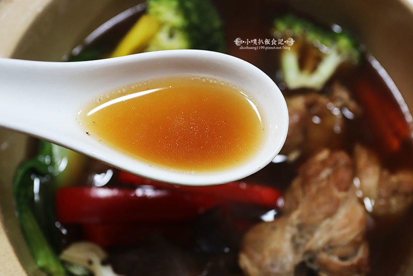 IMG_3893.jpg IMG_3893.jpg