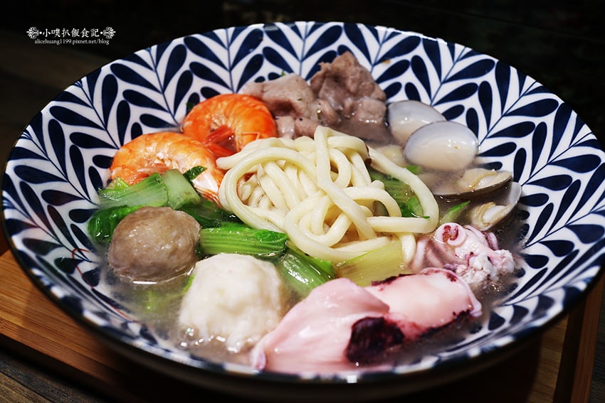 IMG_9928.jpg IMG_9928.jpg