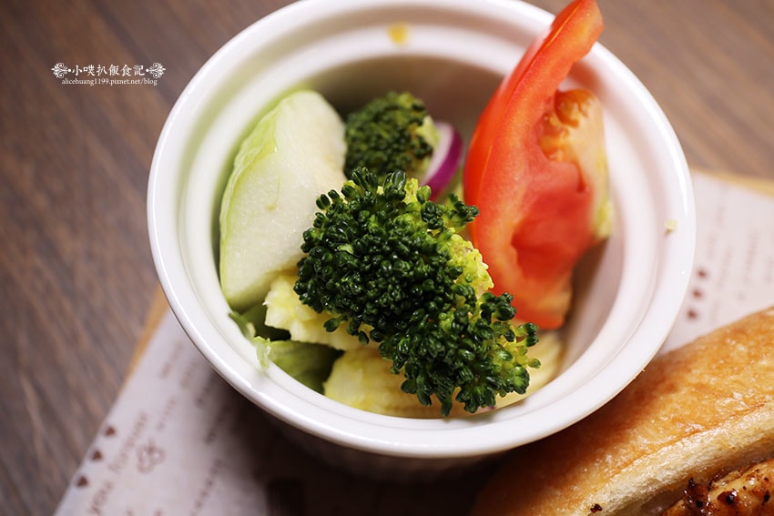 IMG_0488.jpg IMG_0488.jpg