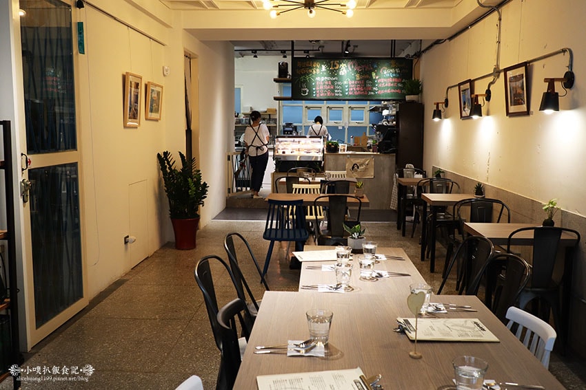 IMG_0438.jpg IMG_0438.jpg