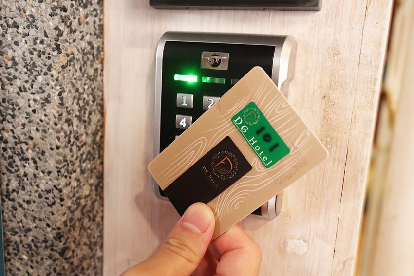 IMG_0927.jpg IMG_0927.jpg