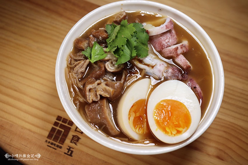 IMG_2688.jpg IMG_2688.jpg