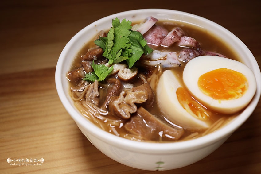 IMG_2685.jpg IMG_2685.jpg