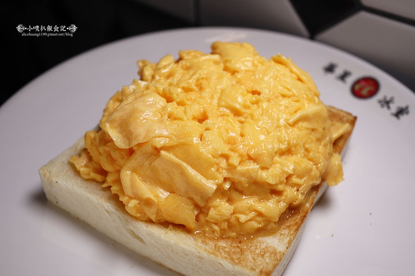 IMG_4044.jpg IMG_4044.jpg