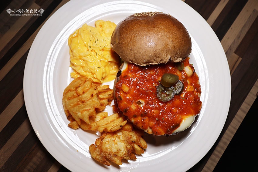 IMG_0493.jpg IMG_0493.jpg