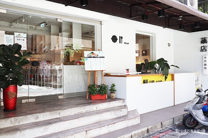 IMG_0555.jpg IMG_0555.jpg