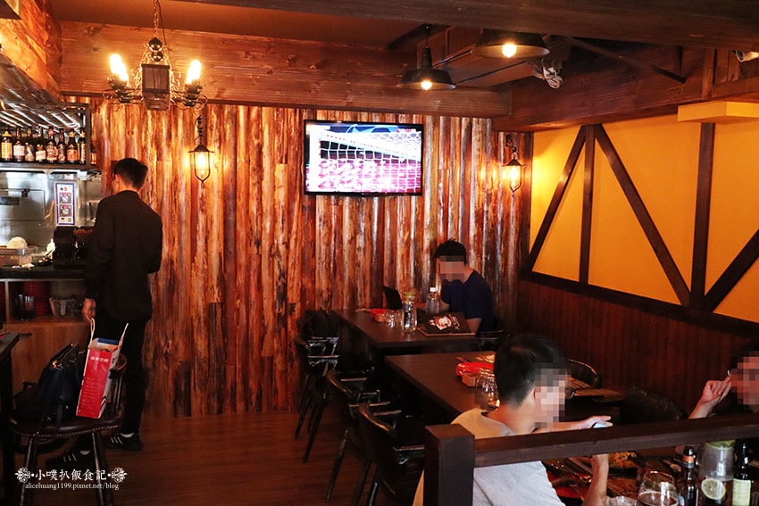 IMG_0672.jpg IMG_0672.jpg