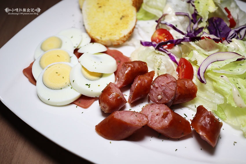 IMG_0919.jpg IMG_0919.jpg