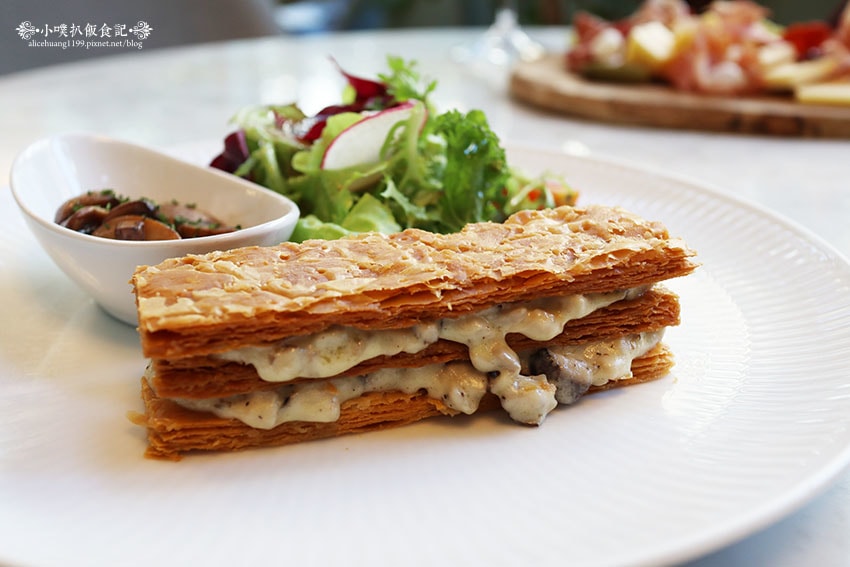 IMG_1676.jpg IMG_1676.jpg