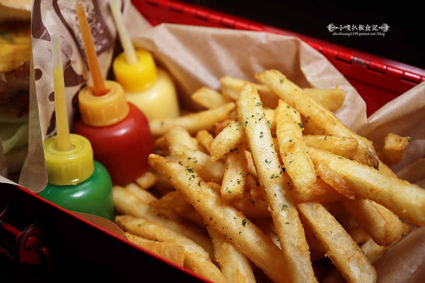 IMG_1176.jpg IMG_1176.jpg