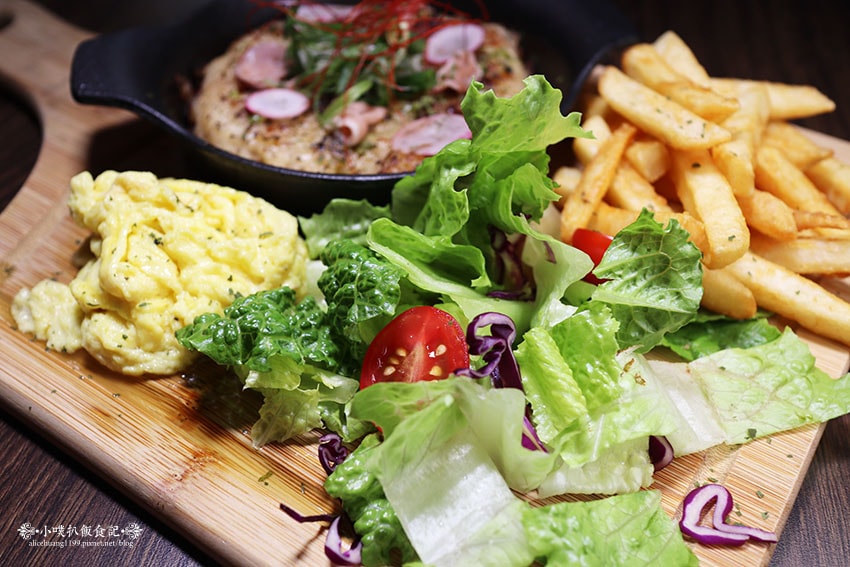 IMG_0697.jpg IMG_0697.jpg