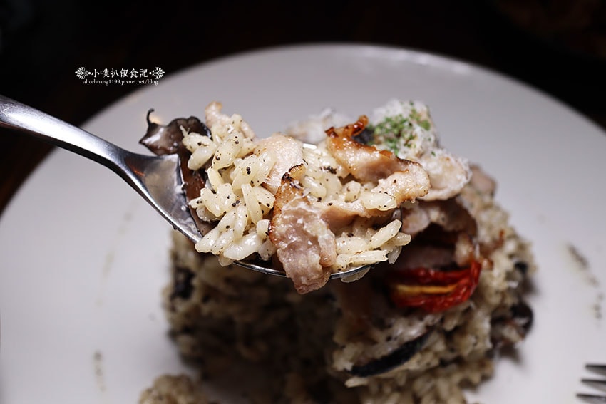 IMG_2882.jpg IMG_2882.jpg