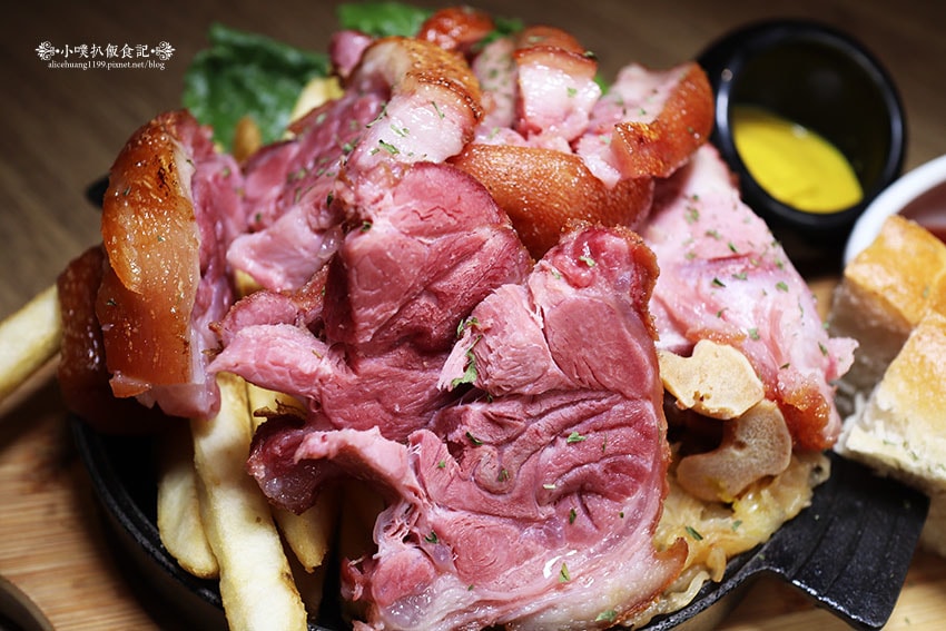 IMG_3012.jpg IMG_3012.jpg