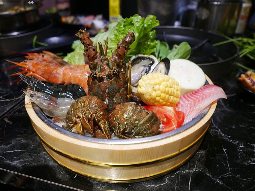 龍蝦盤.jpg 龍蝦盤.jpg