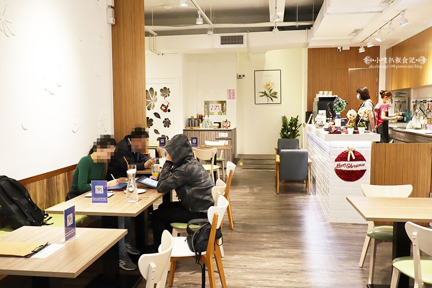 IMG_4404.jpg IMG_4404.jpg