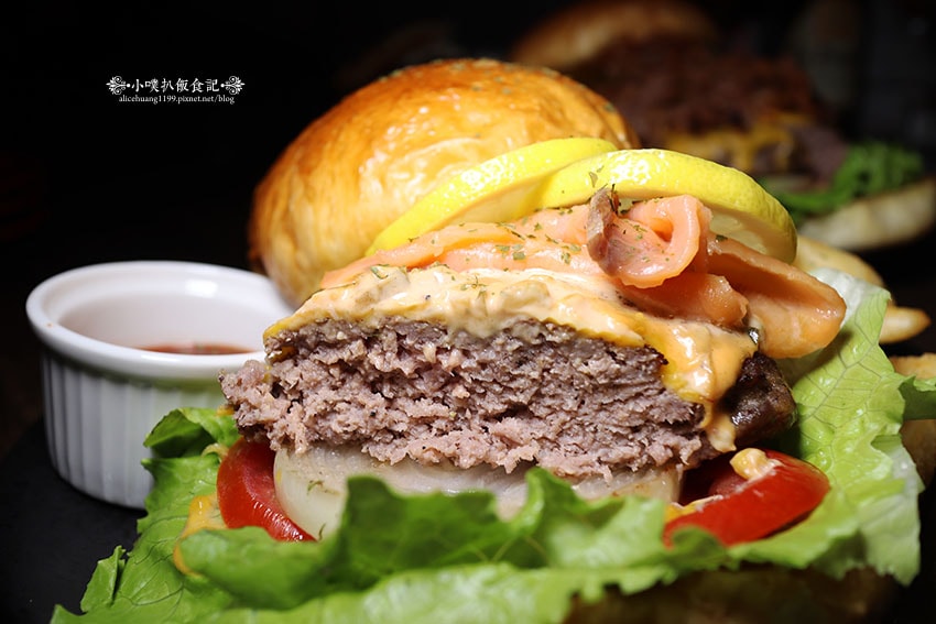 IMG_4605.jpg IMG_4605.jpg