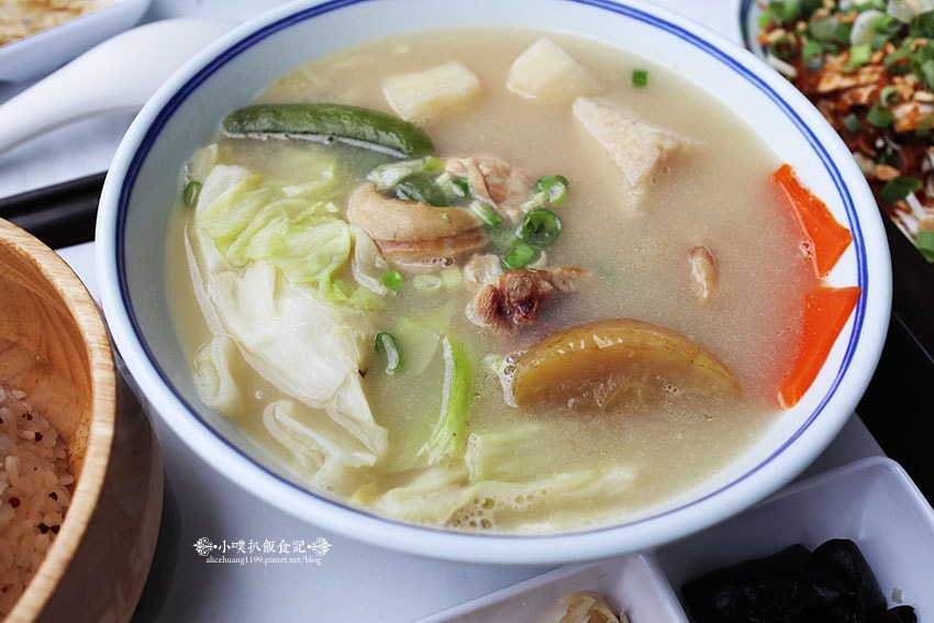 IMG_6906.jpg IMG_6906.jpg