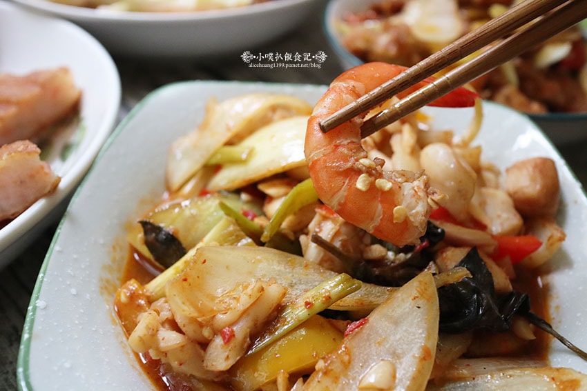 IMG_9877.jpg IMG_9877.jpg