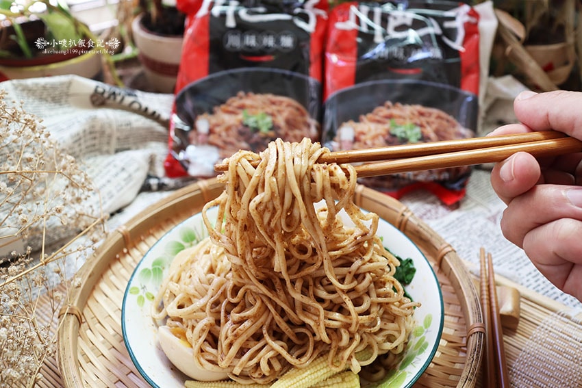 IMG_0989.jpg IMG_0989.jpg