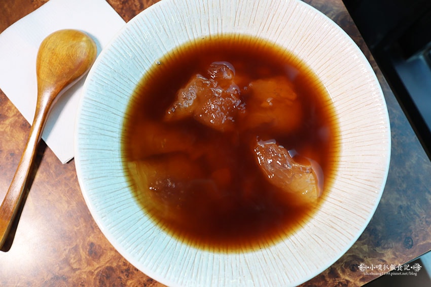 IMG_1176.jpg IMG_1176.jpg