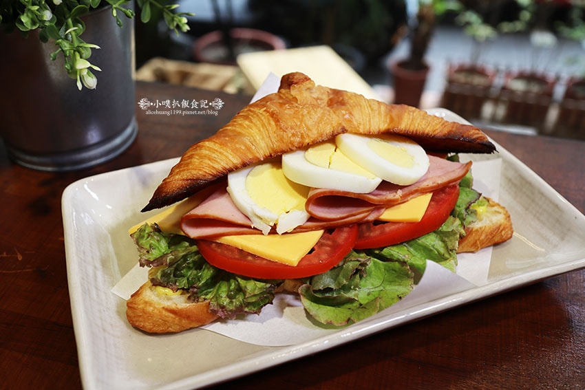 IMG_2892.jpg IMG_2892.jpg