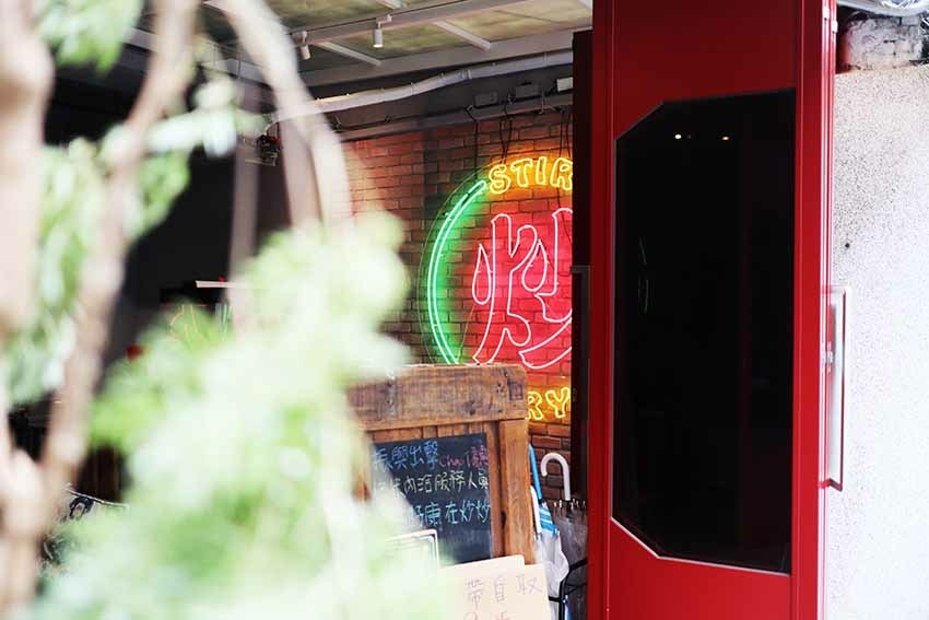 IMG_3693.jpg IMG_3693.jpg