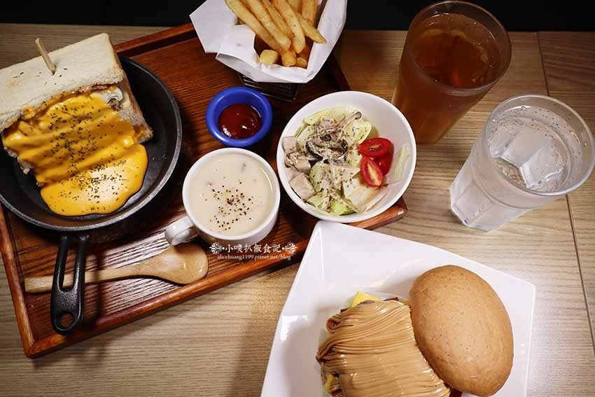 IMG_3652.jpg IMG_3652.jpg